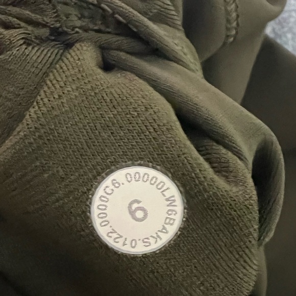 Lululemon Wunder Under Crop High-Rise Full-On Luxtreme 23” leggings size 6 - Picture 8 of 8